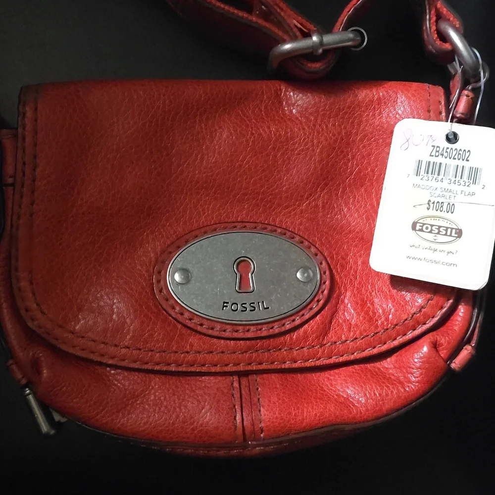 Fossil Nwt Purse Bag Maddox Scarlet Red Genuine Leather Crossbody charm Shoulder